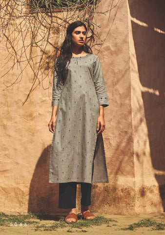 Four Button Launched Platinum Pure Cotton Casual Wear Kurtis Collection And Pants